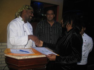 curso_de_cozinheiro_e_manipulador_de_alimentos_20130418_1365792874