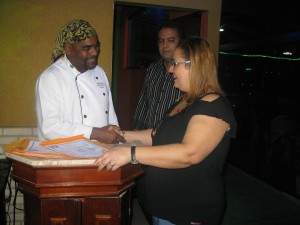curso_de_cozinheiro_e_manipulador_de_alimentos_20130418_2058480095