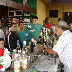 curso_de_garcom_e_barman_20130418_2017957605